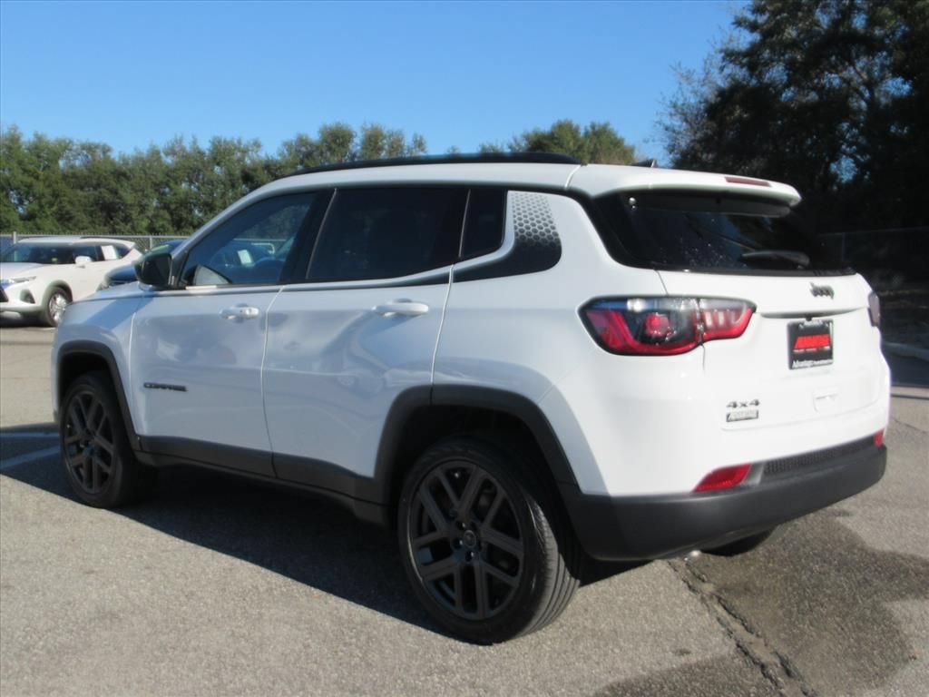 New 2026 Jeep Compass Latitude AWD/4WD image 4