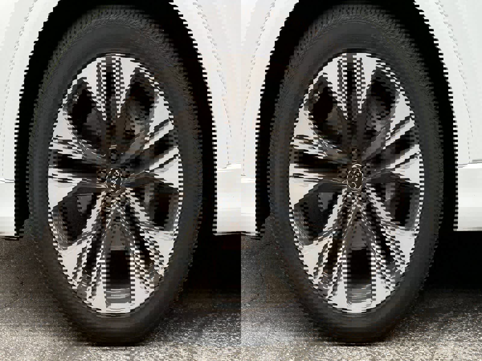 Used 2025 Audi Q8 Premium Plus w/ Premium Plus Package image 25