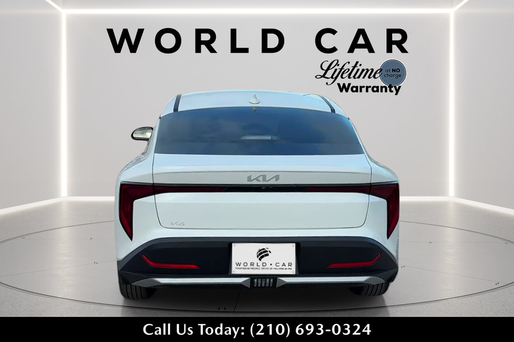 New 2026 Kia K4 FWD image 4