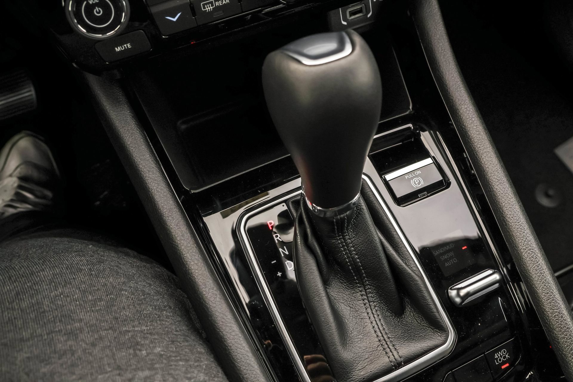 New 2026 Jeep Compass Latitude image 18