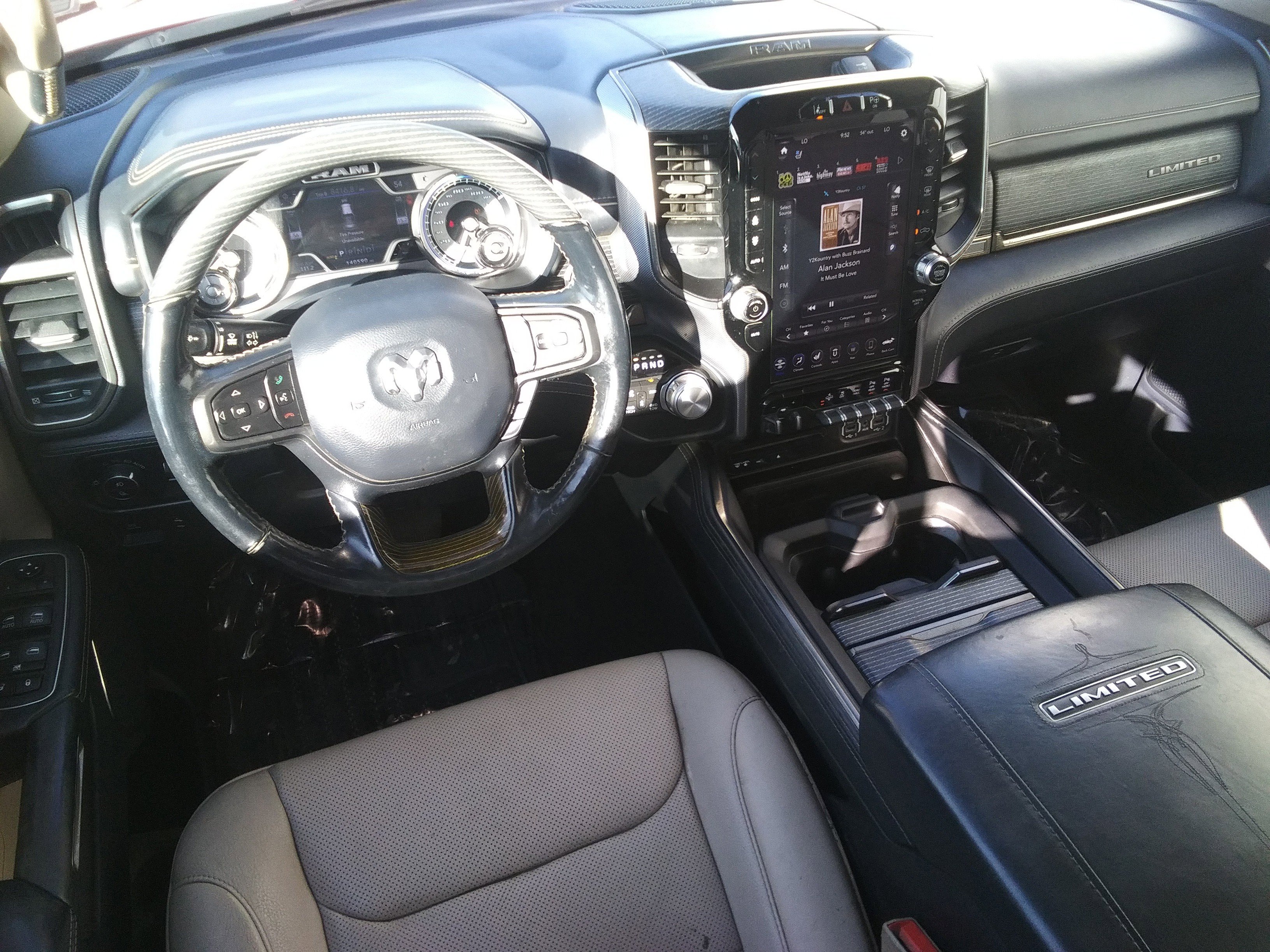 Used 2019 RAM 1500 Limited w/ Advanced Safety Group AWD/4WD image 13