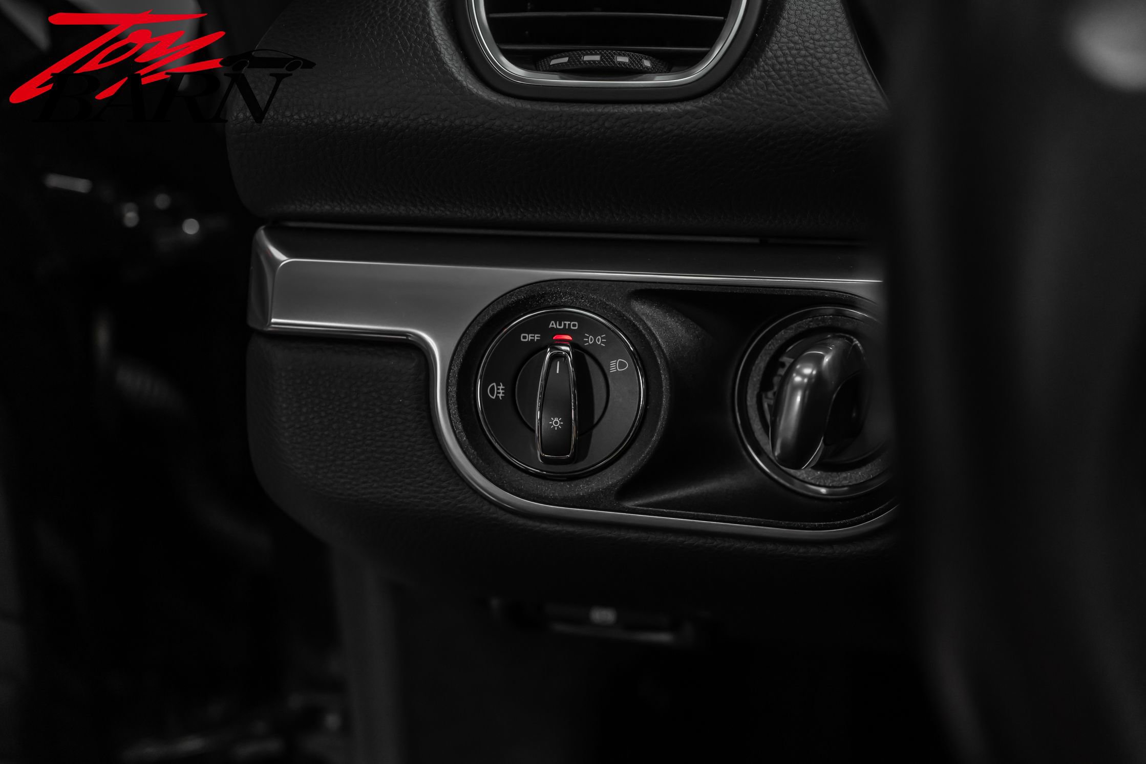 Used 2019 Porsche 718 Boxster image 34