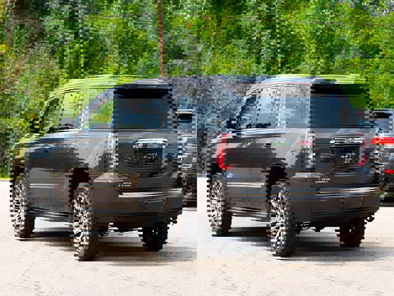 Used 2018 GMC Yukon Denali w/ Denali Ultimate Package image 6