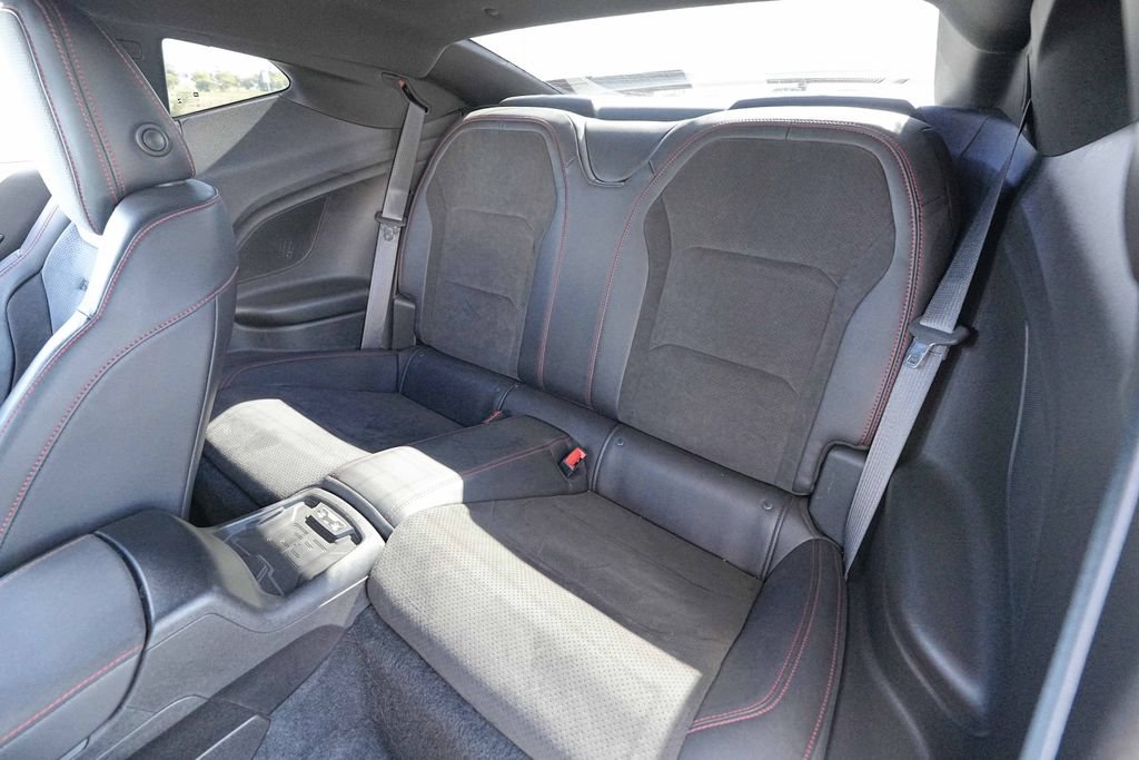 Used 2019 Chevrolet Camaro ZL1 RWD image 22
