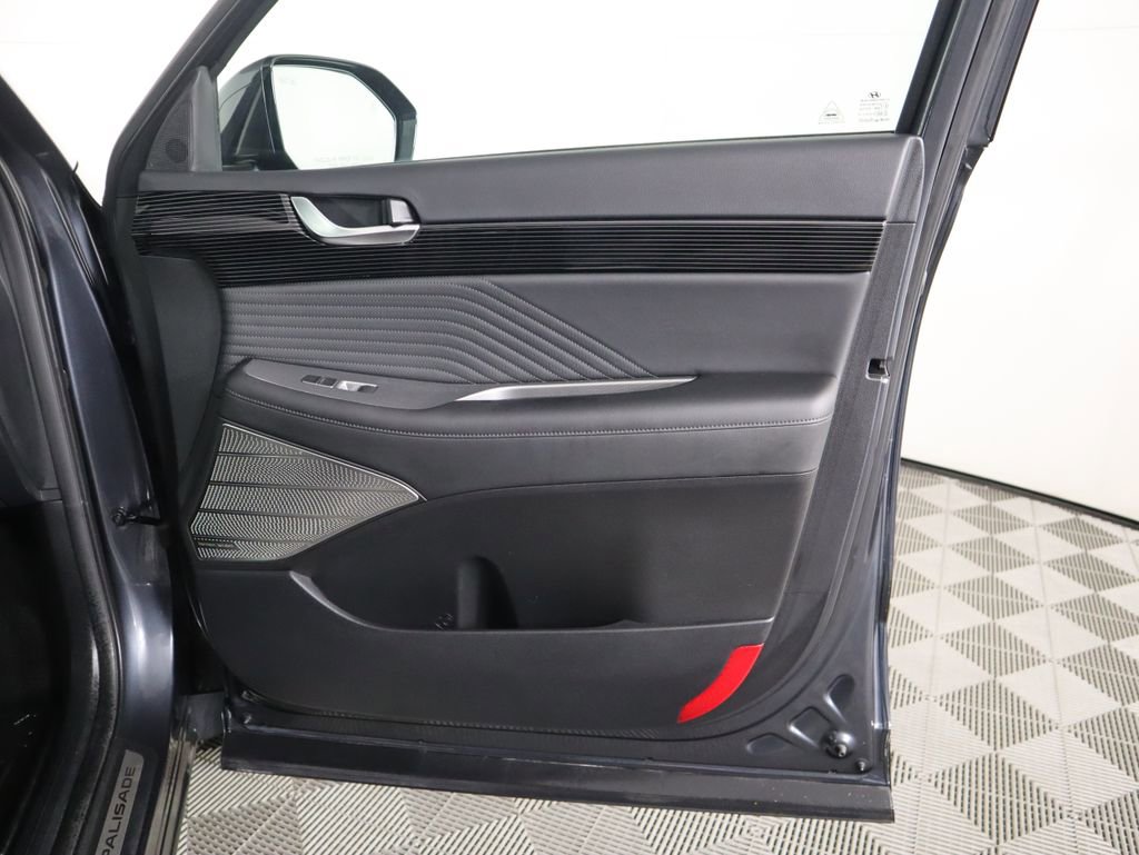 Used 2025 Hyundai Palisade Calligraphy image 26