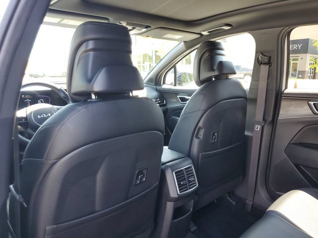Used 2024 Kia Sportage X-Line w/ X-Line Premium Package AWD/4WD image 17