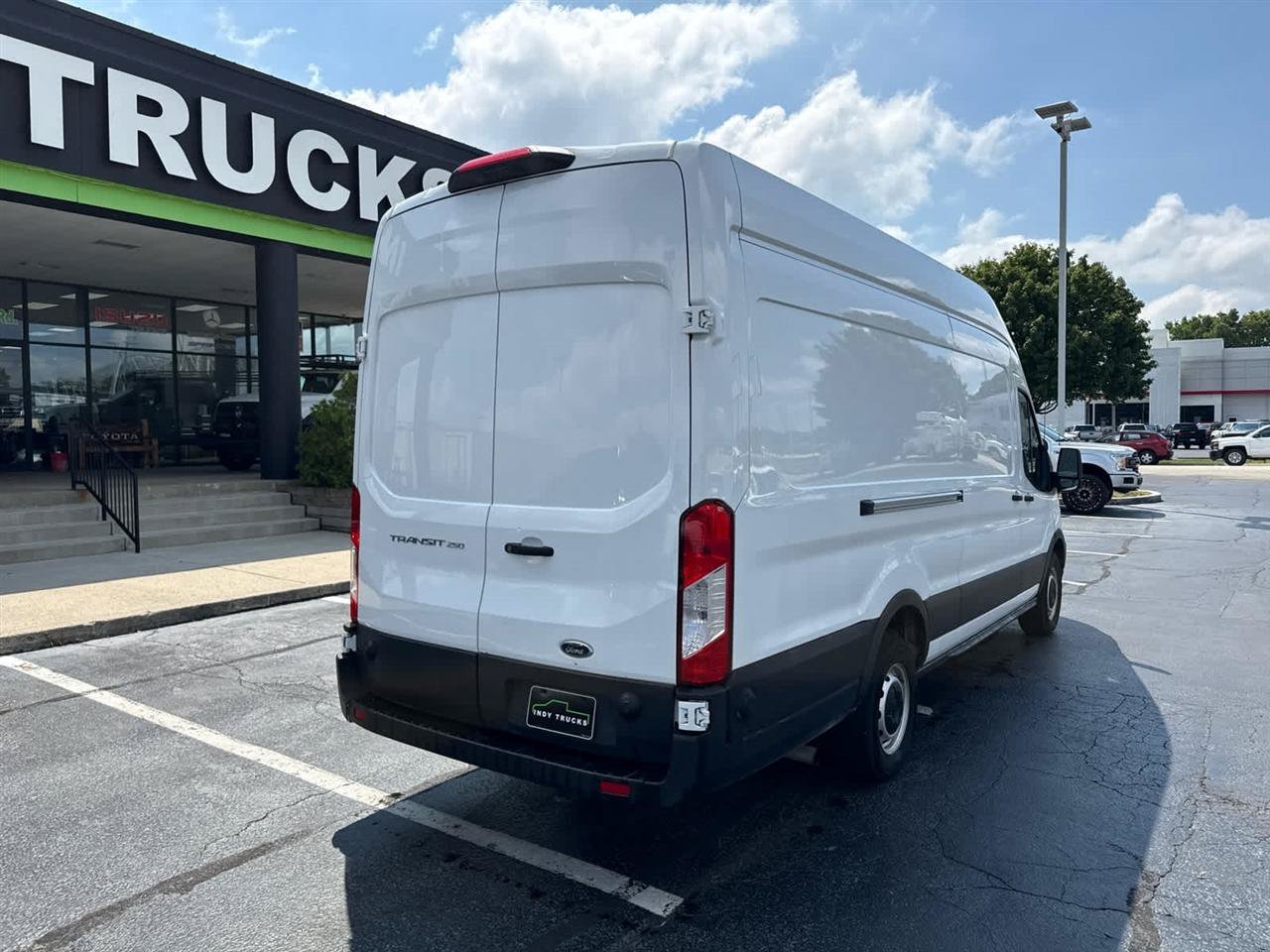 Used 2025 Ford Transit 250 148 High Roof Extended w/ Load Area Protection Package RWD image 8