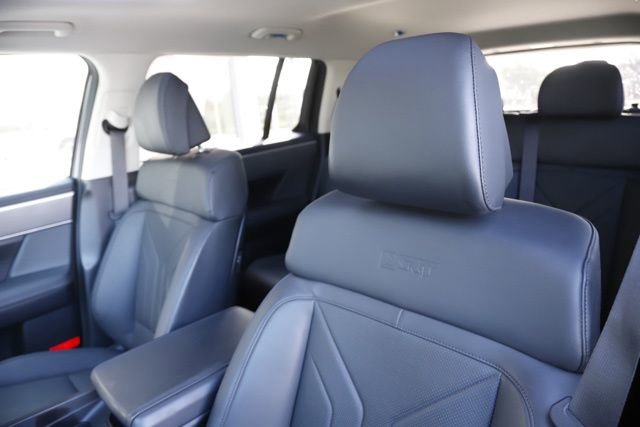 Certified 2025 Hyundai Santa Fe XRT image 12