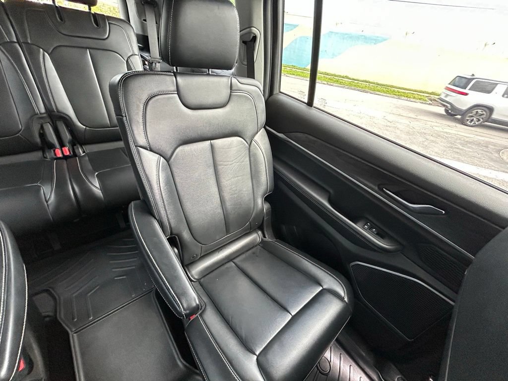 Certified 2021 Jeep Grand Cherokee L Limited AWD/4WD image 14