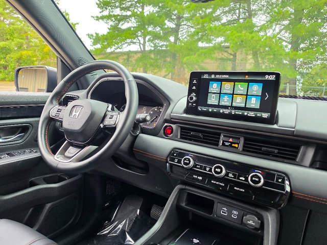 Certified 2025 Honda Pilot TrailSport image 15
