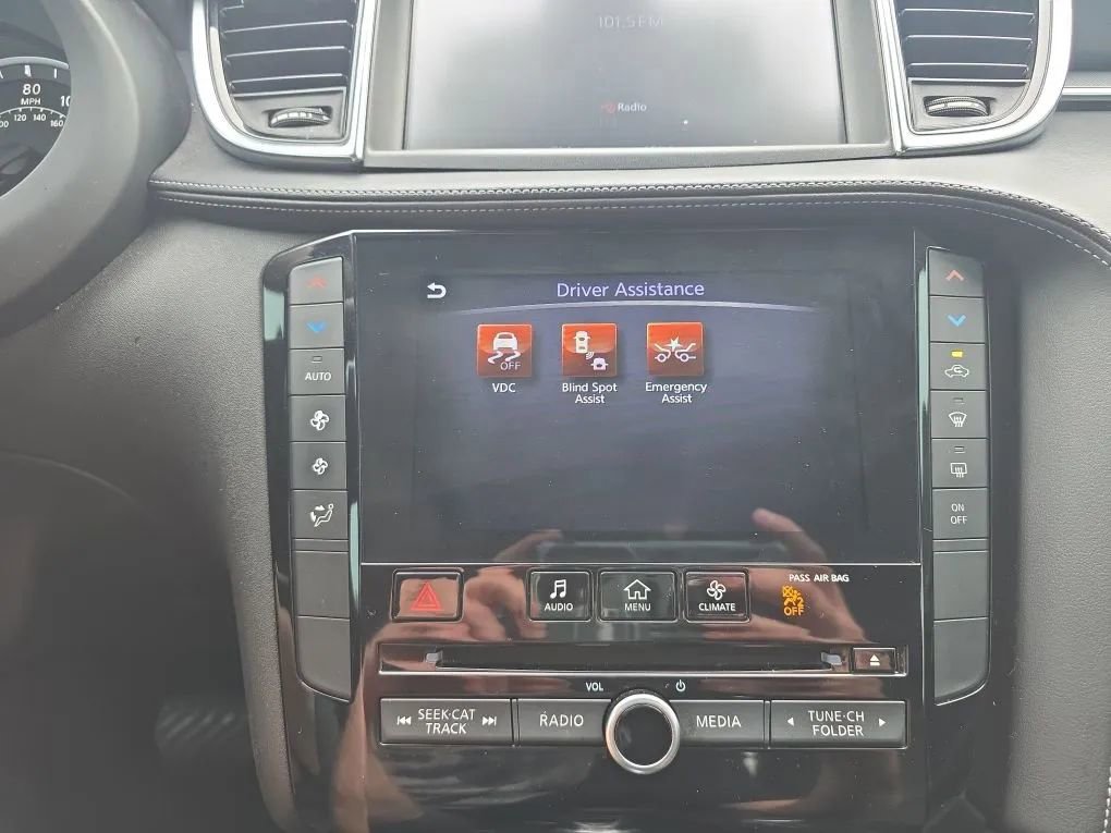 Used 2019 INFINITI QX50 Luxe FWD image 30