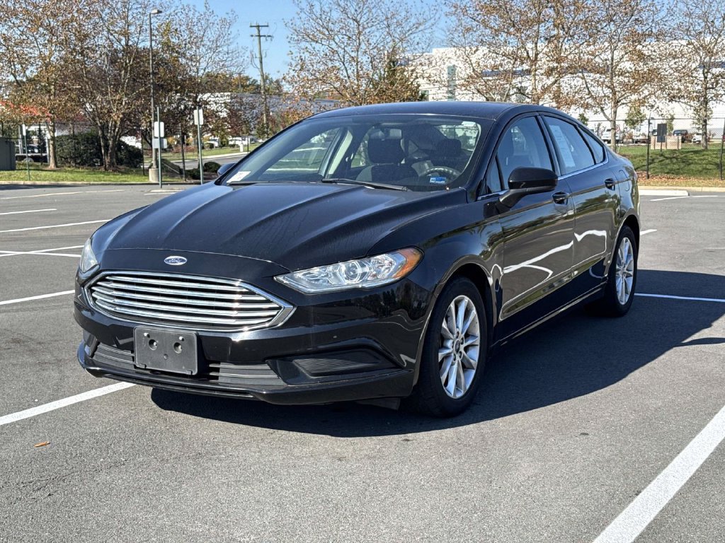 Used 2017 Ford Fusion SE FWD image 20