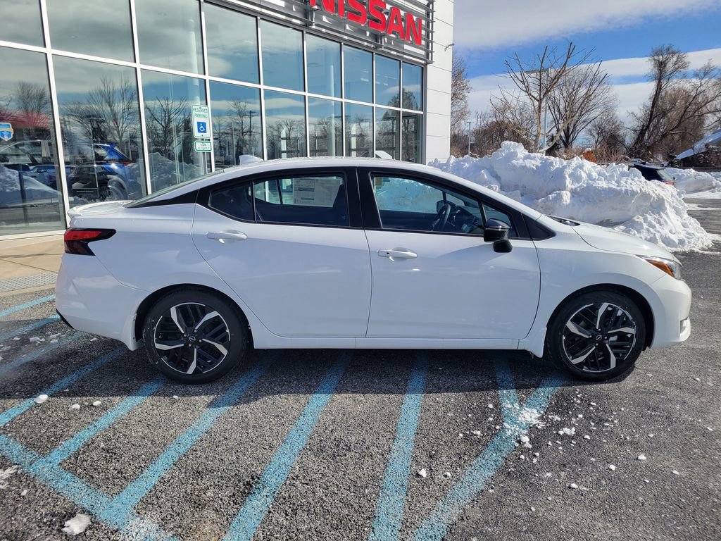 New 2025 Nissan Versa SR w/ Trunk Package image 2