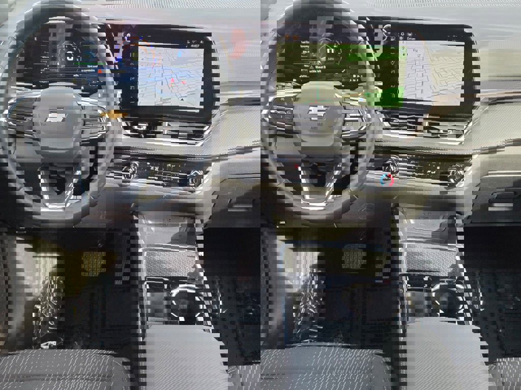 Certified 2025 Chevrolet Equinox LT image 18