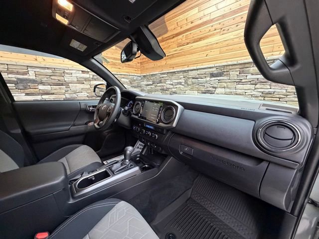 Used 2023 Toyota Tacoma TRD Sport AWD/4WD image 15
