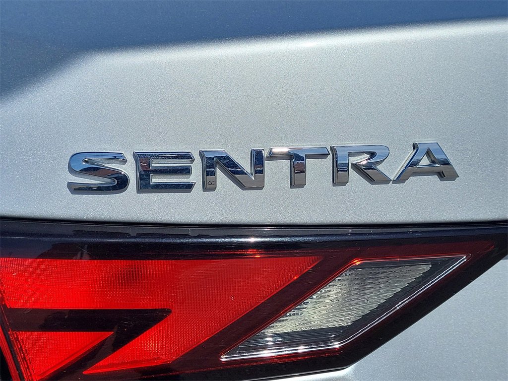 Used 2020 Nissan Sentra S image 12