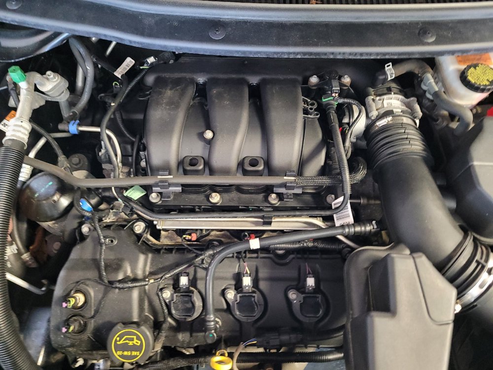 Used 2018 Ford Explorer XLT AWD/4WD image 30