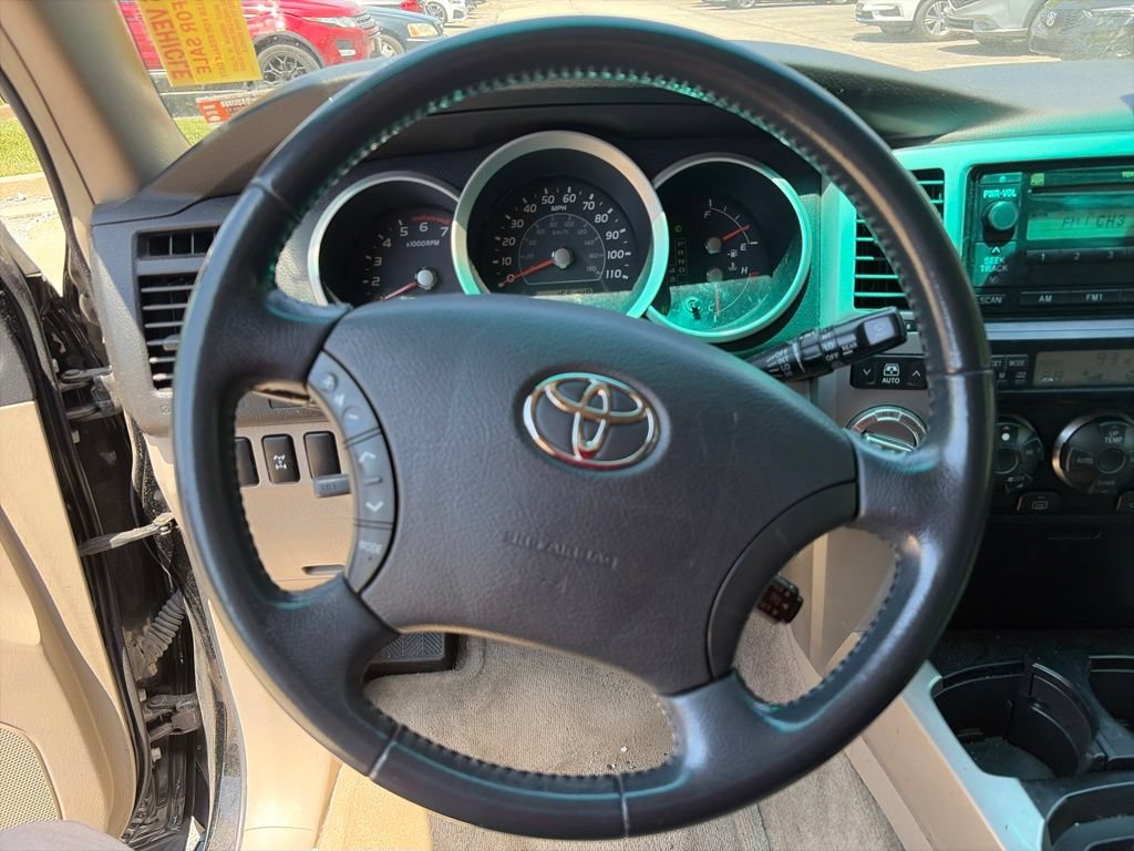 Used 2006 Toyota 4Runner SR5 AWD/4WD image 11