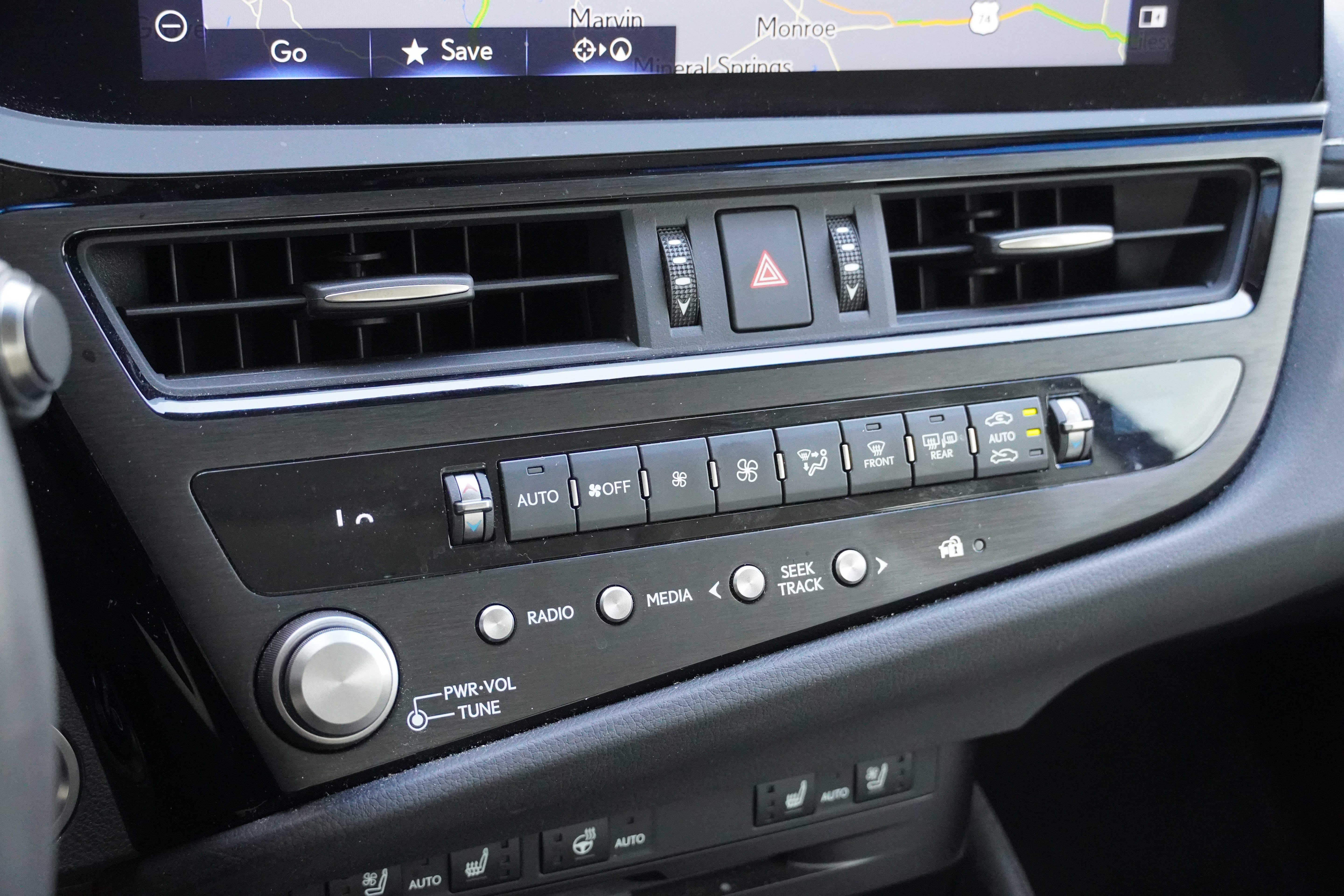 Used 2022 Lexus ES 300h w/ Premium Package FWD image 27