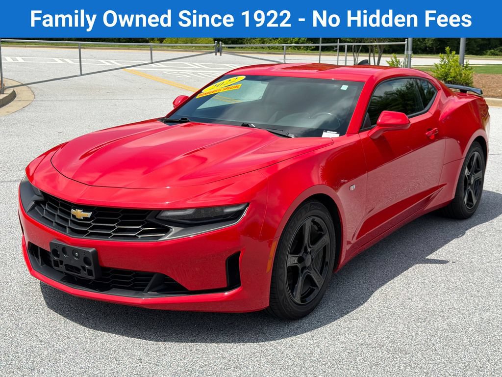 Used 2022 Chevrolet Camaro LT RWD image 3