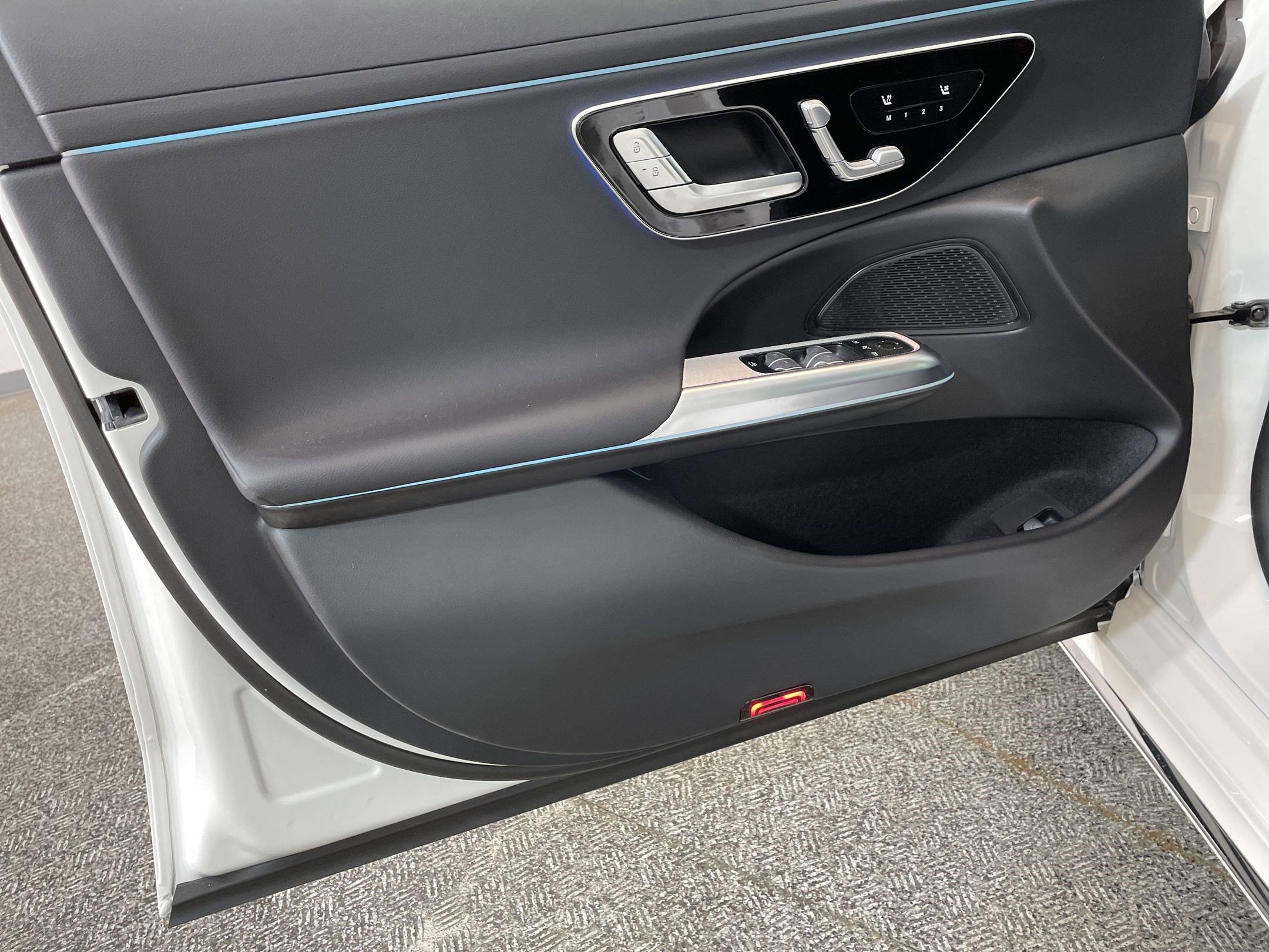 Certified 2025 Mercedes-Benz E 350 Sedan image 18