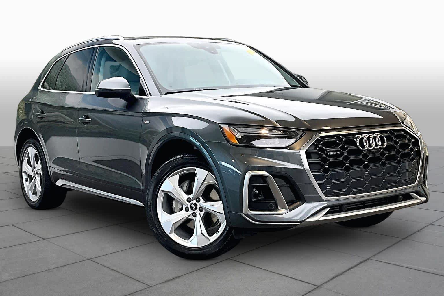 Used 2023 Audi Q5 2.0T Premium Plus w/ Premium Plus Package AWD/4WD image 3