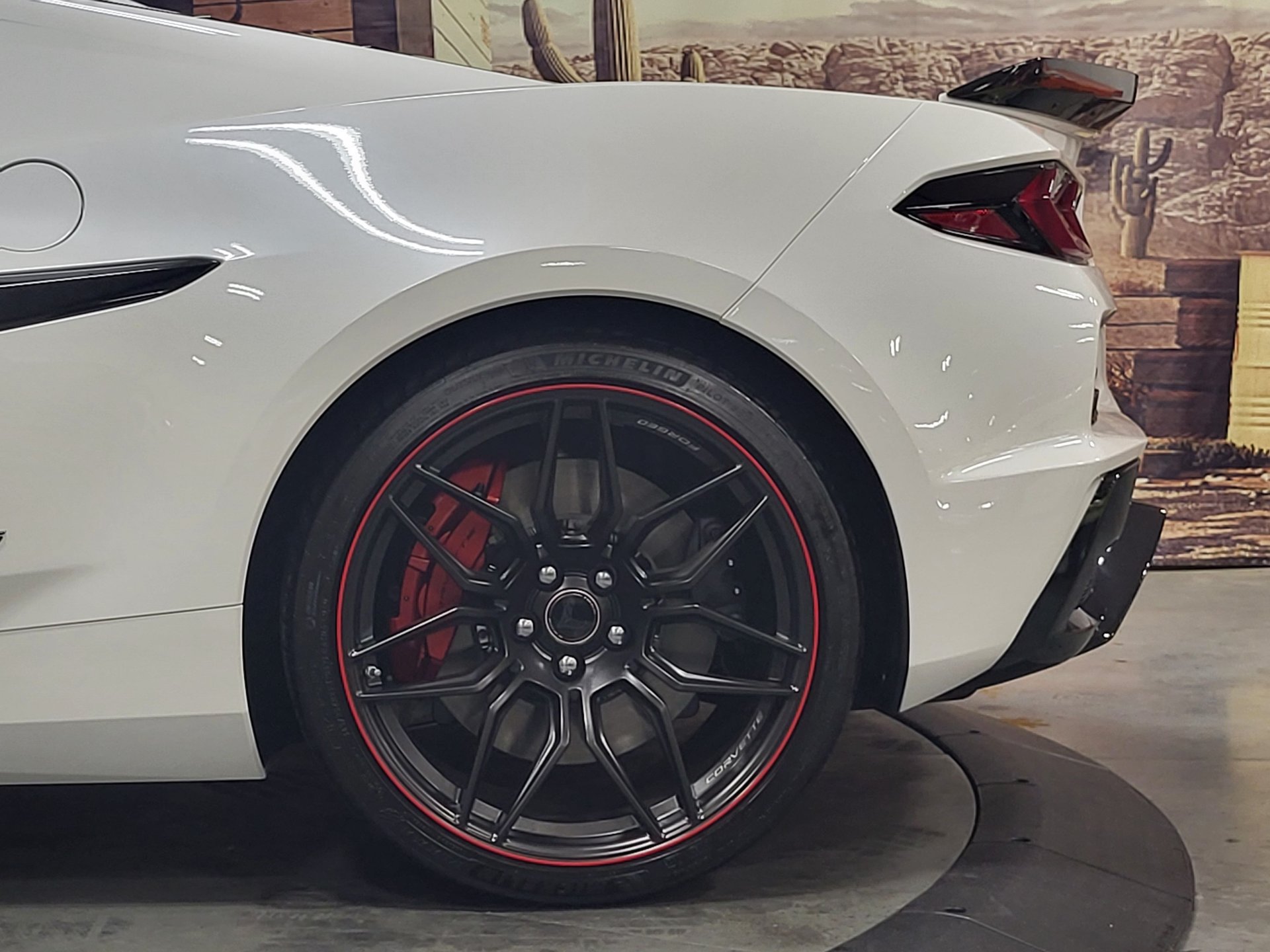 Used 2023 Chevrolet Corvette Z06 RWD image 10