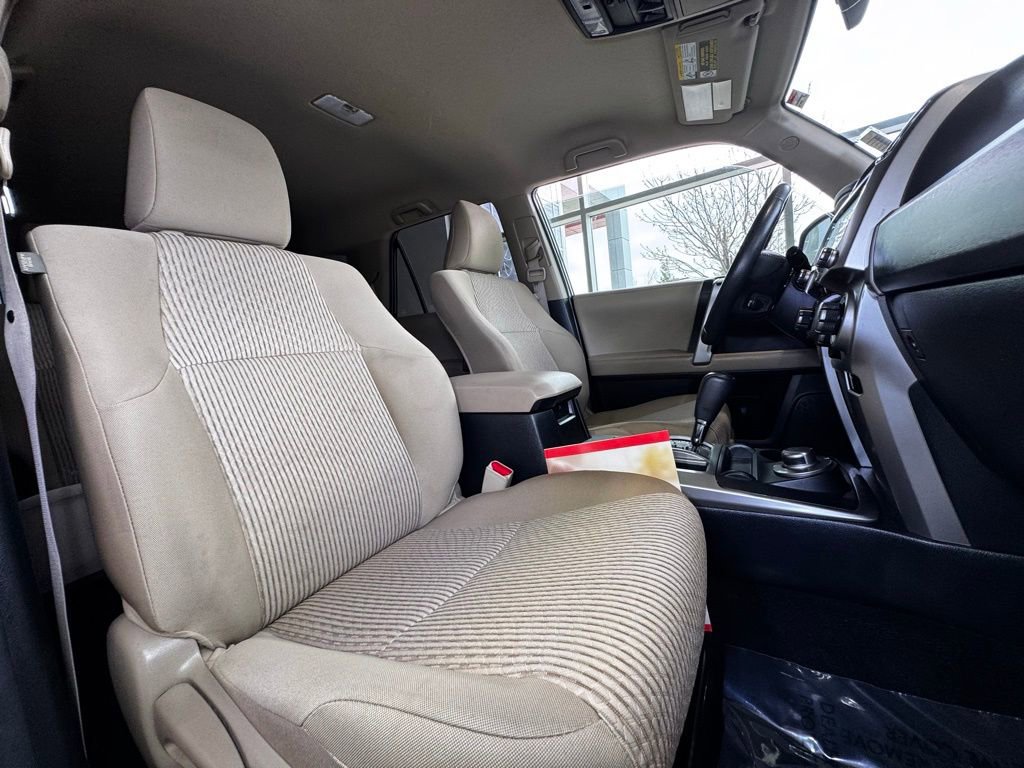 Used 2023 Toyota 4Runner SR5 AWD/4WD image 46