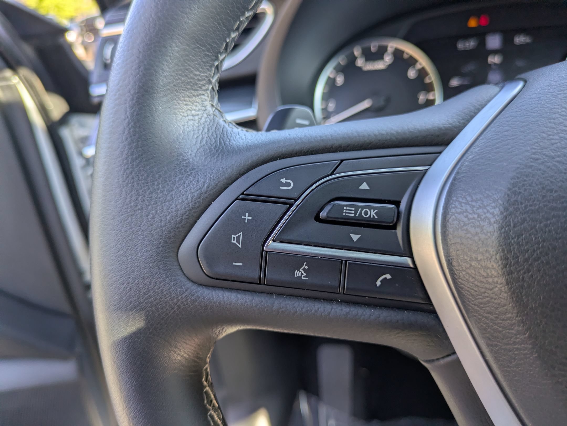 Used 2025 INFINITI QX50 Sport AWD/4WD image 18
