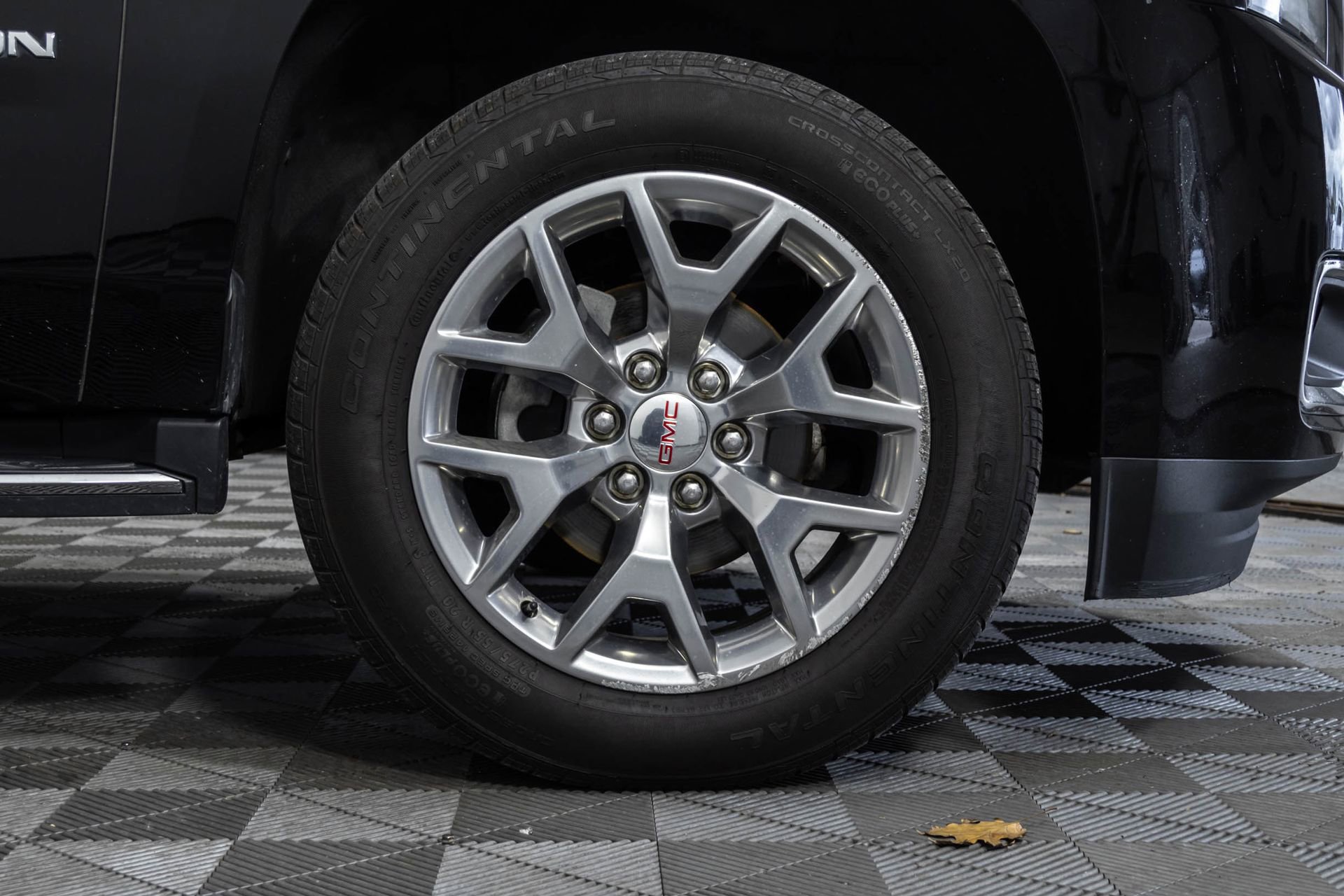 Used 2019 GMC Yukon SLT AWD/4WD image 50