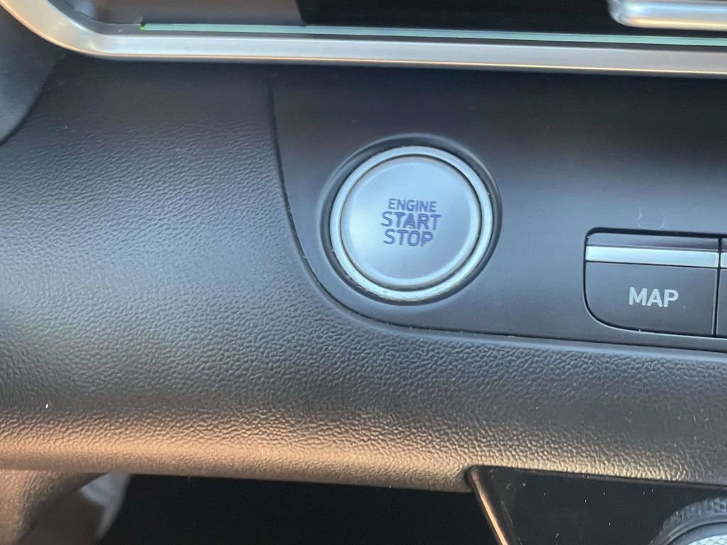 Used 2024 Hyundai Elantra SEL FWD image 26