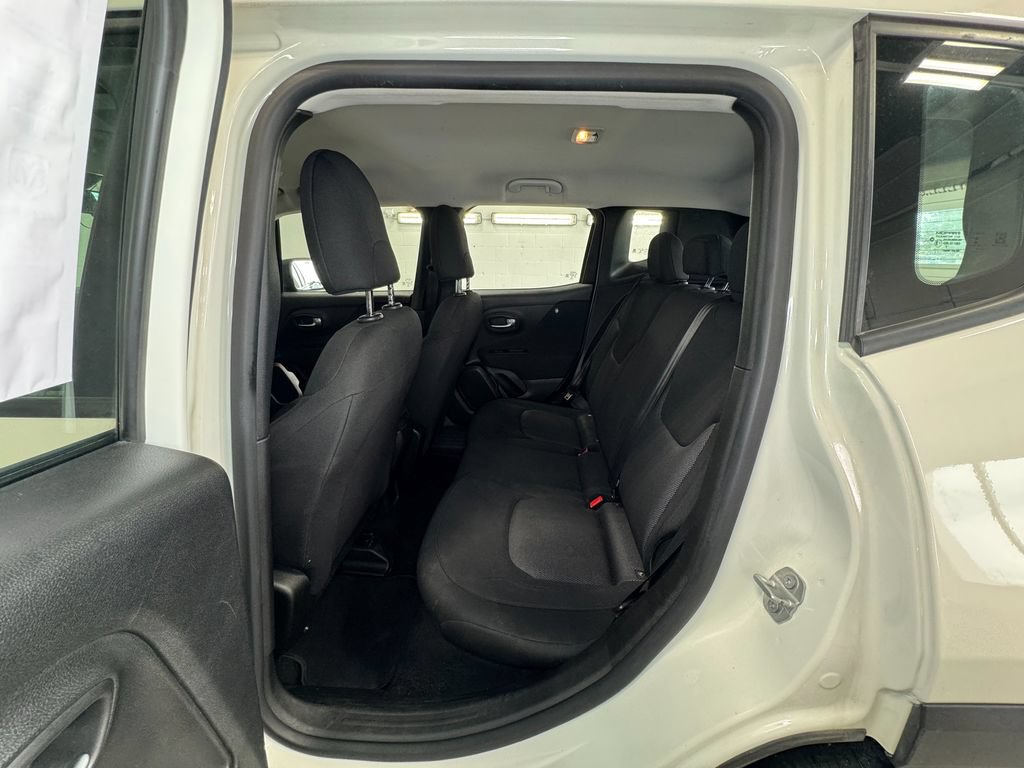 Used 2020 Jeep Renegade Sport FWD image 19