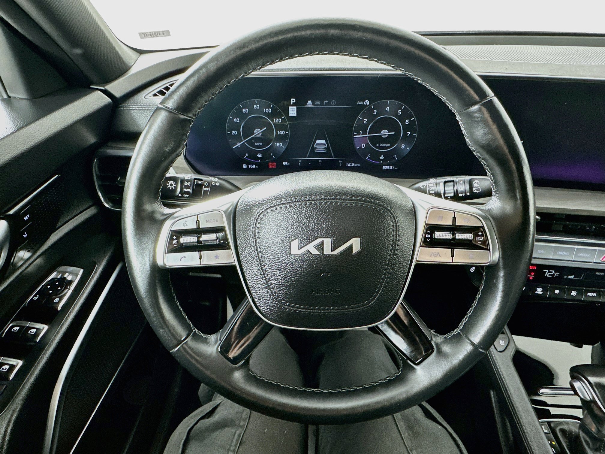 Used 2023 Kia Telluride SX X-Line AWD/4WD image 11