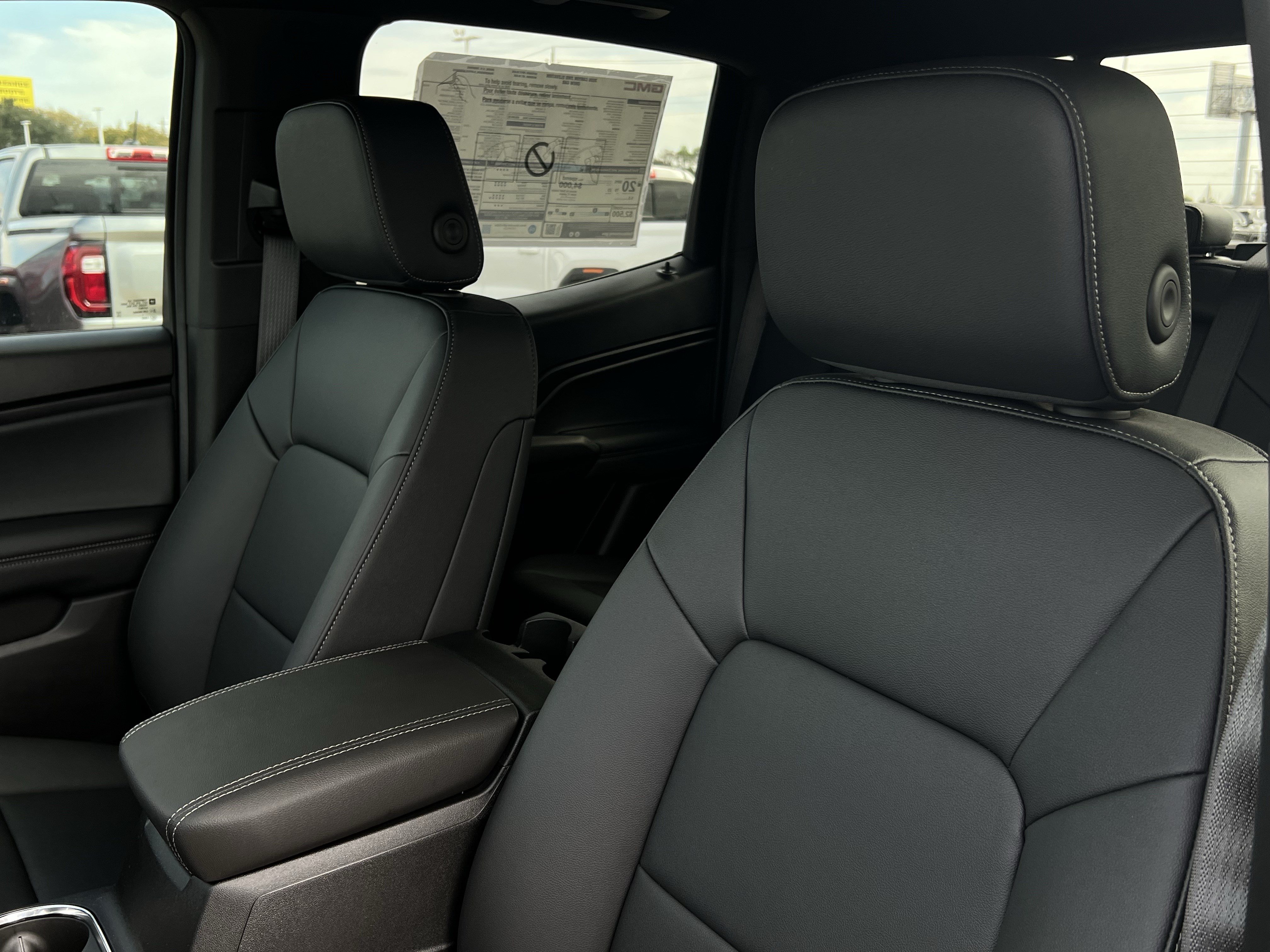New 2026 GMC Canyon Elevation w/ Convenience Package RWD image 22