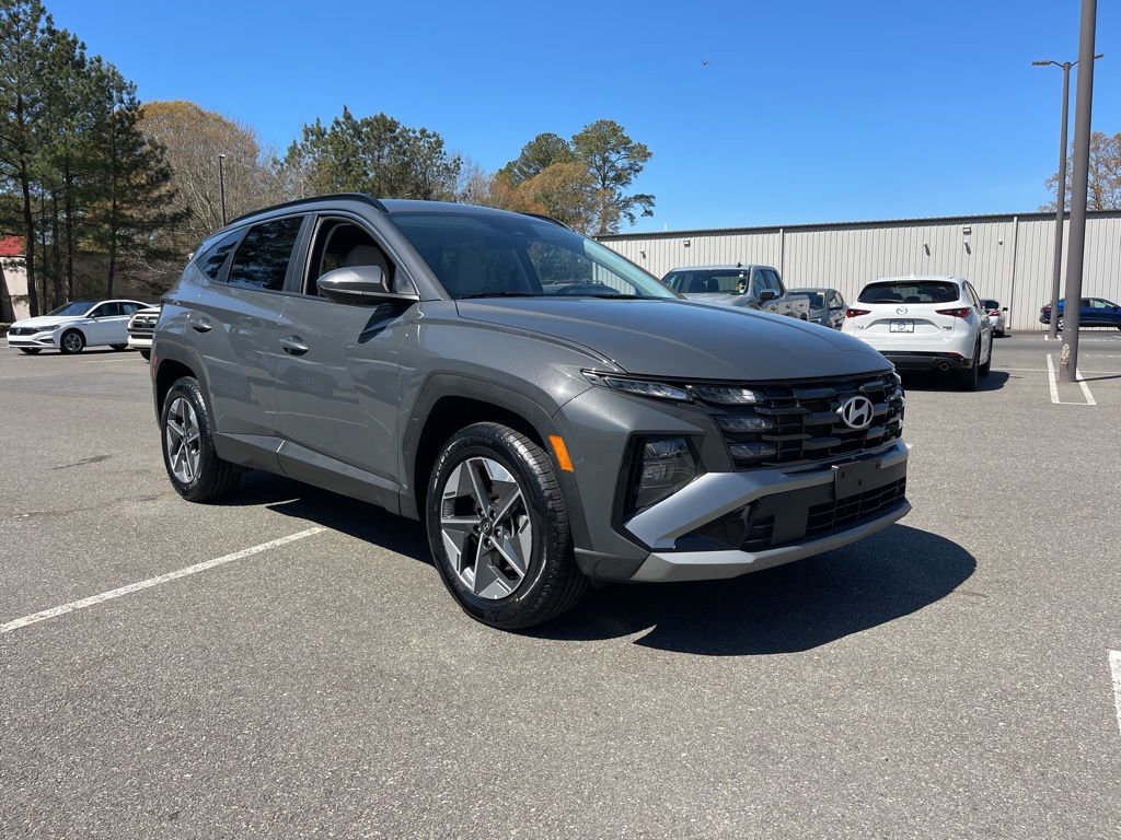 Used 2025 Hyundai Tucson SEL AWD/4WD image 4