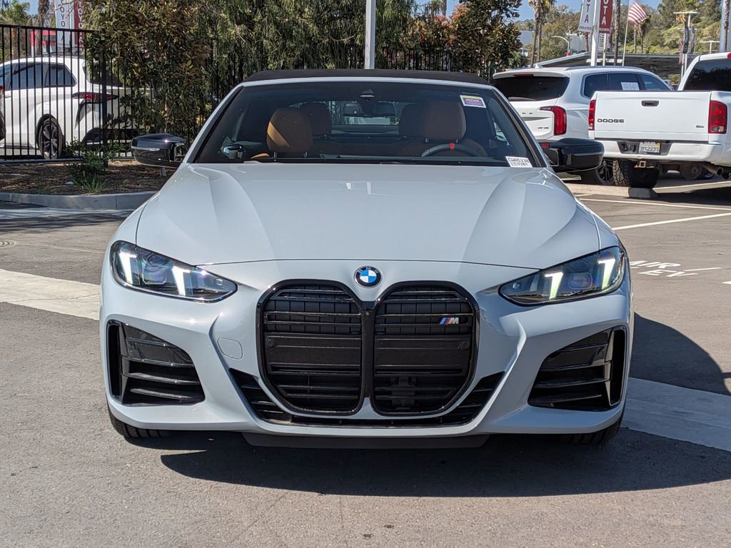 New 2026 BMW M440i Convertible image 4