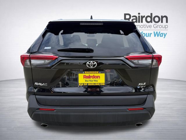 Used 2025 Toyota RAV4 XLE AWD/4WD image 6