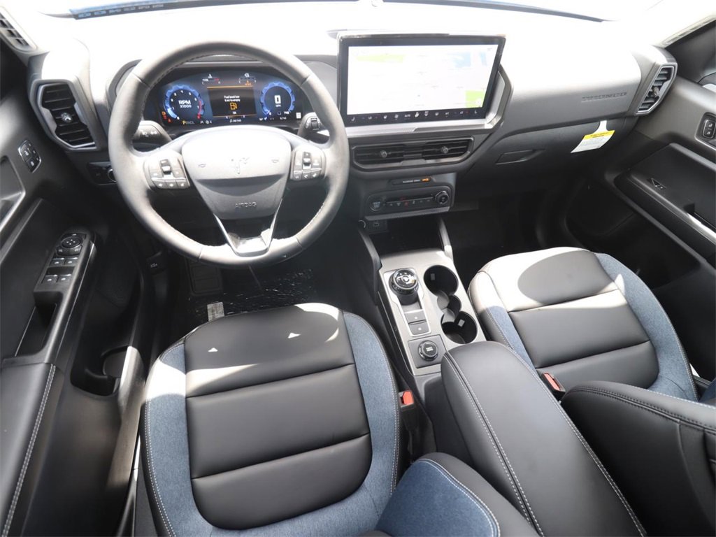 Used 2025 Ford Bronco Sport Outer Banks w/ Outer Banks Tech Package+ image 8