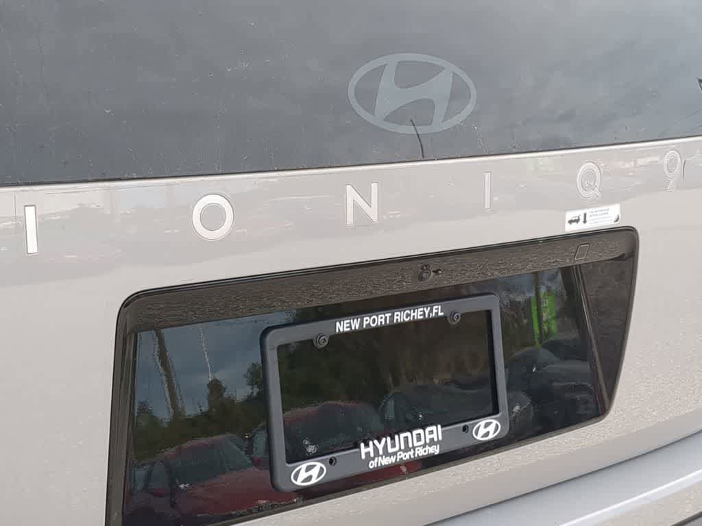 New 2026 Hyundai Ioniq 9 SE AWD/4WD image 13