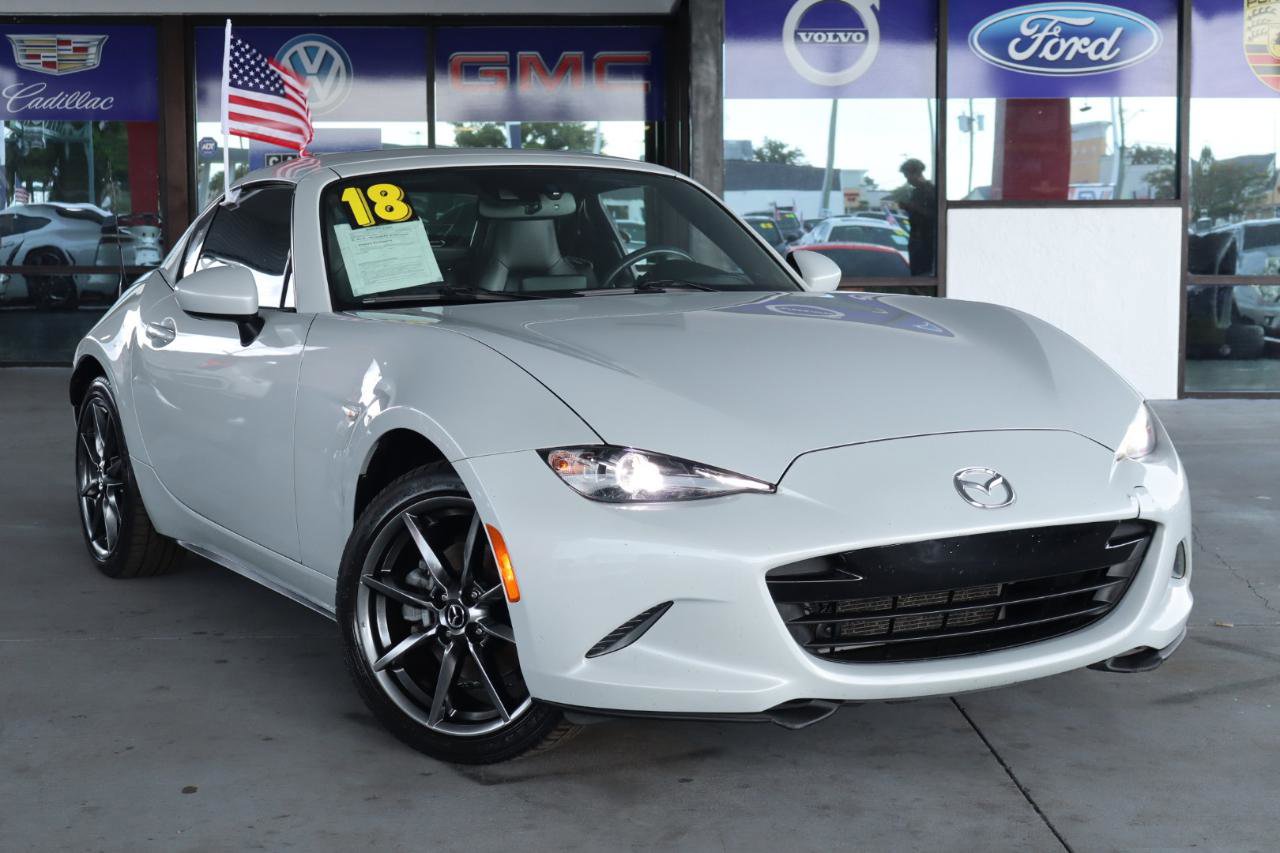 Used 2018 MAZDA MX-5 Miata RF Grand Touring RWD image 2