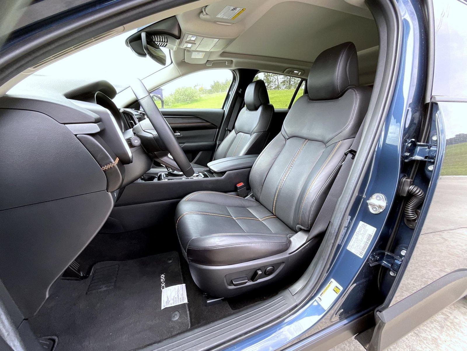 Used 2025 MAZDA CX-50 AWD 2.5 S w/ Premium Plus Pkg image 10