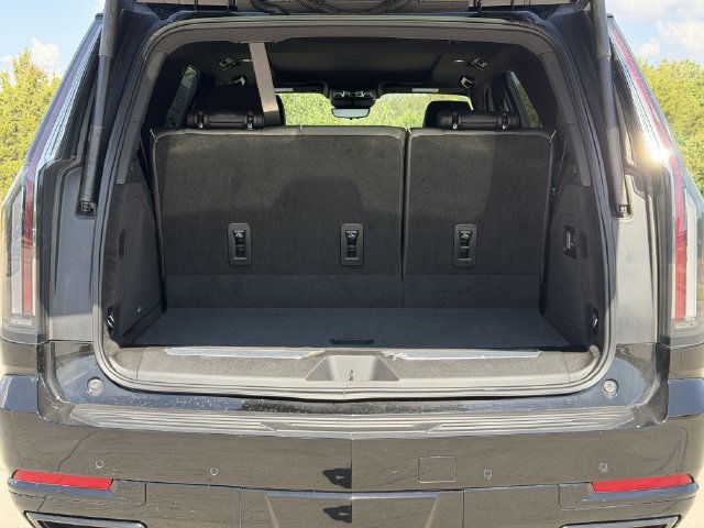 New 2026 Cadillac Escalade Sport w/ Touring Package AWD/4WD image 28