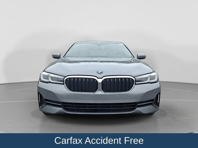 Used 2023 BMW 530i w/ Premium Package RWD image 3