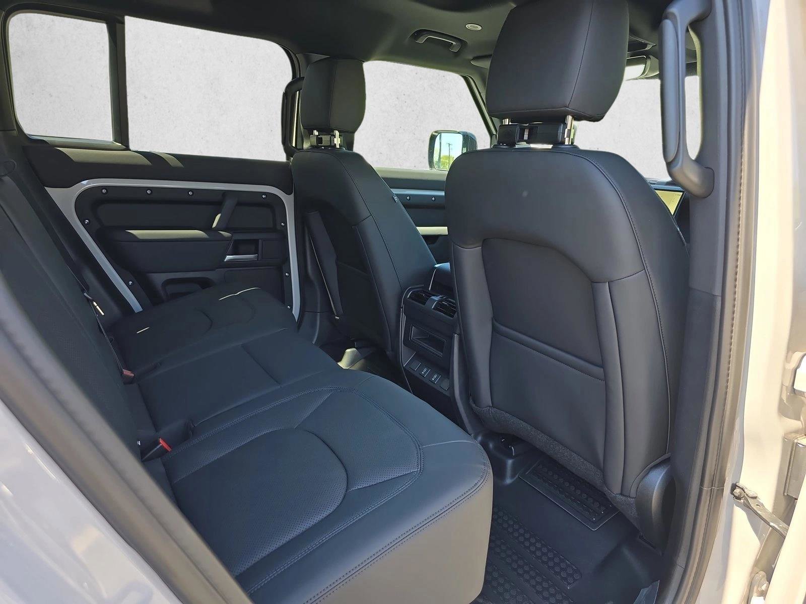 New 2026 Land Rover Defender 110 S AWD/4WD image 11