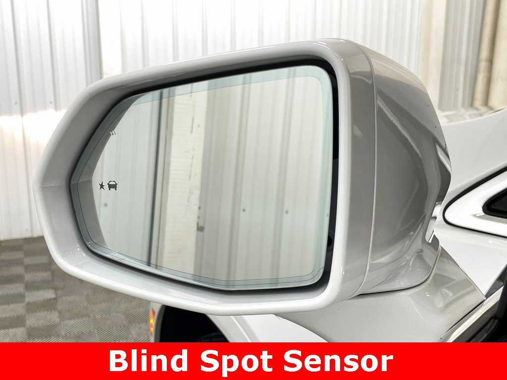 Used 2017 Cadillac XT5 Luxury w/ Driver Awareness Package image 39