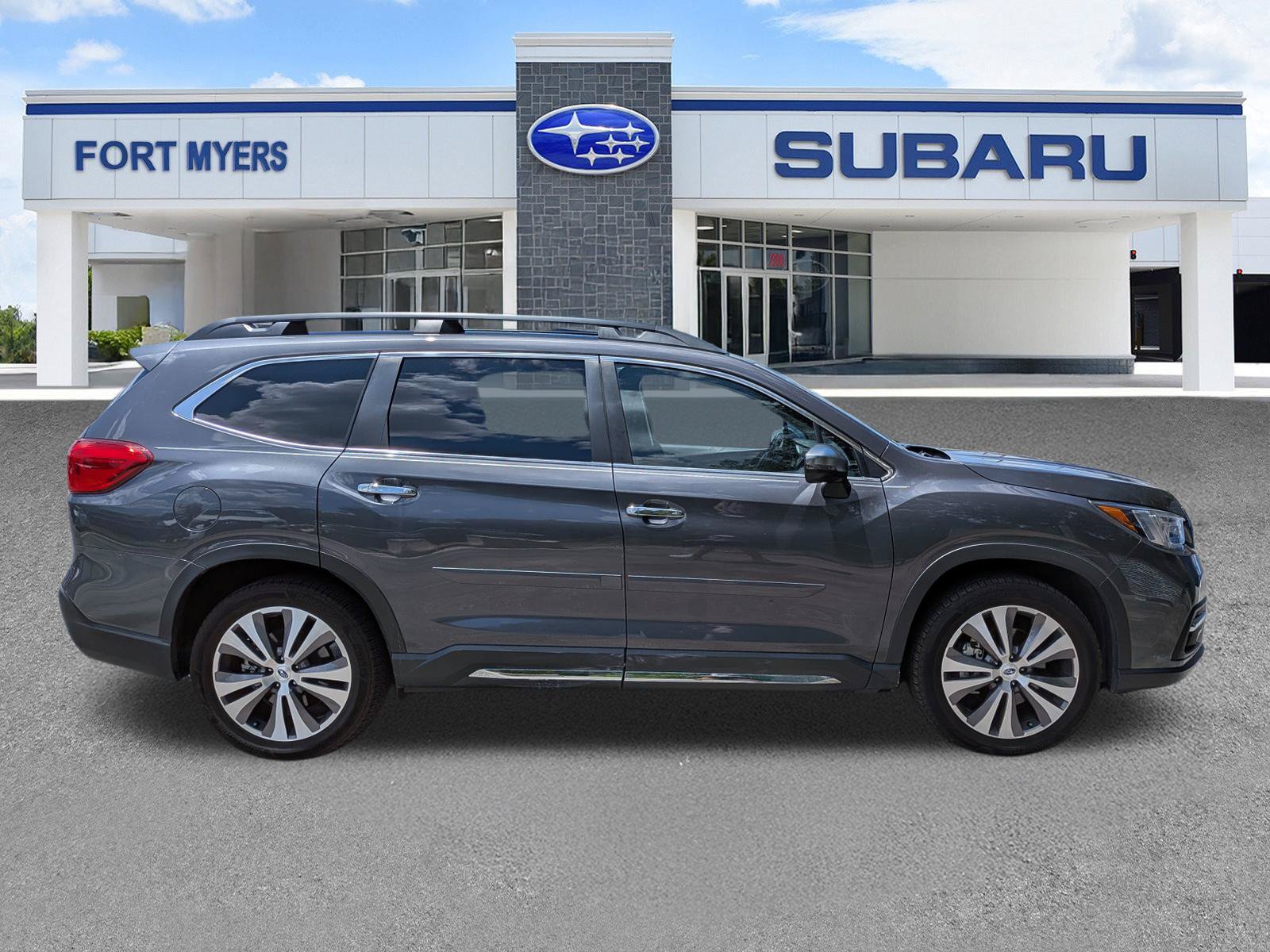 Certified 2021 Subaru Ascent Touring AWD/4WD image 3