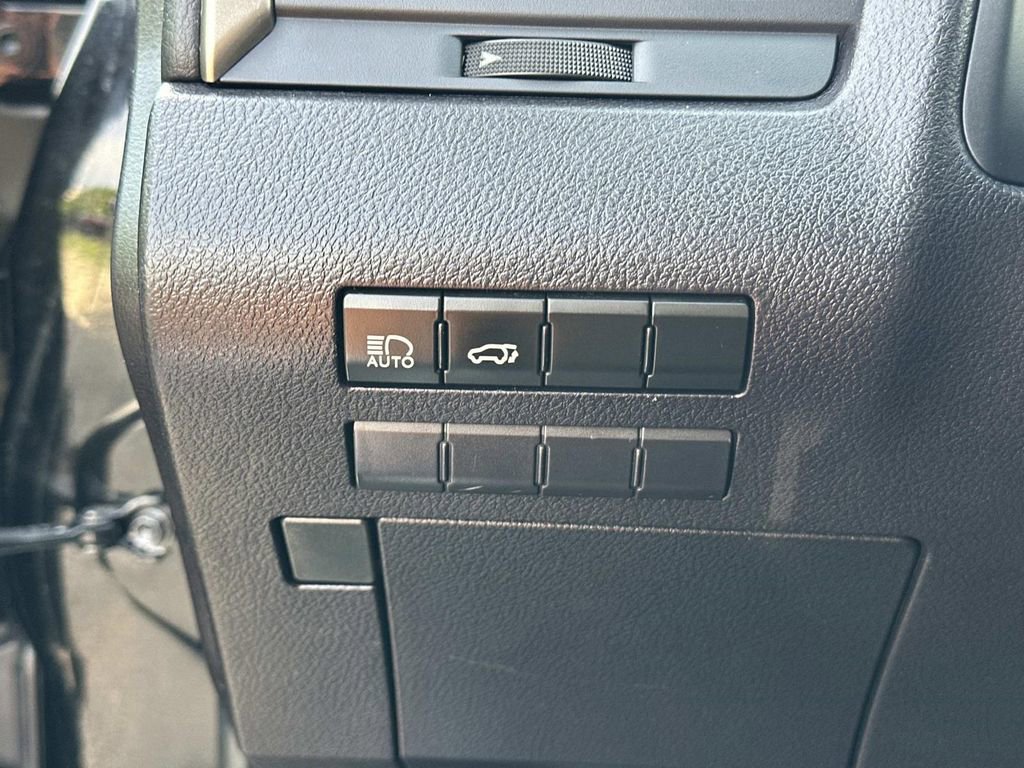 Used 2018 Lexus RX 350 FWD w/ Accessory Package image 17