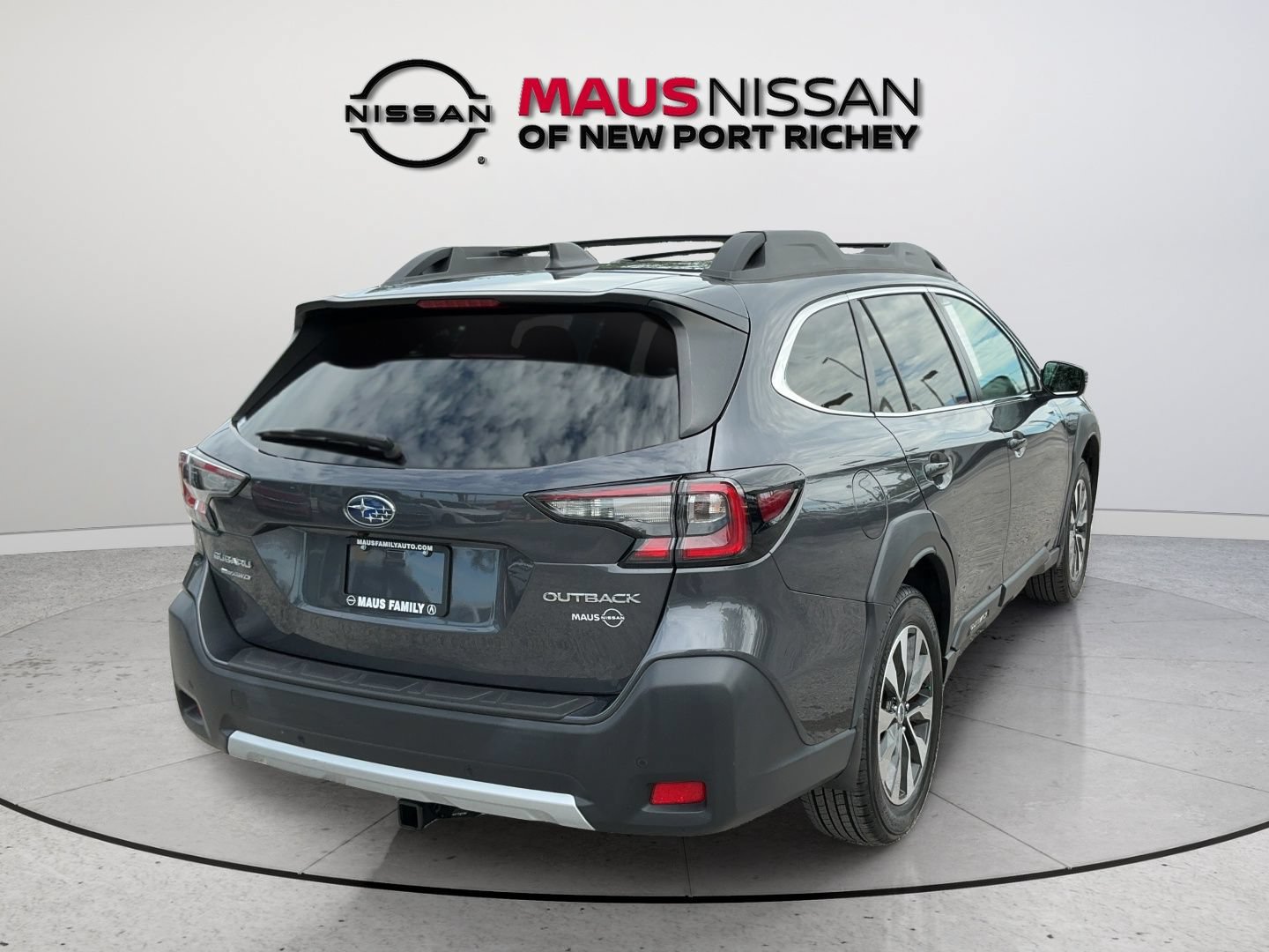 Used 2024 Subaru Outback Limited AWD/4WD image 10