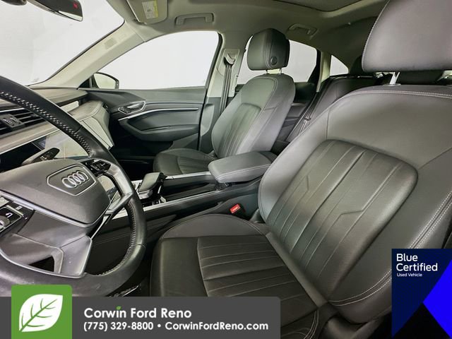Used 2021 Audi e-tron Premium Plus w/ Premium Plus Package AWD/4WD image 25