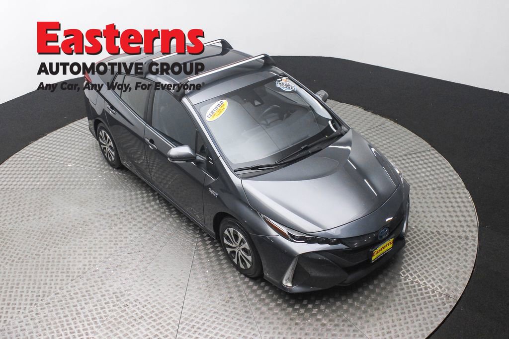 Used 2022 Toyota Prius Prime XLE image 3
